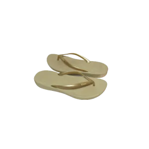 Fitflop Gold Rubber Ergonomic Flip-Flops | Like New |